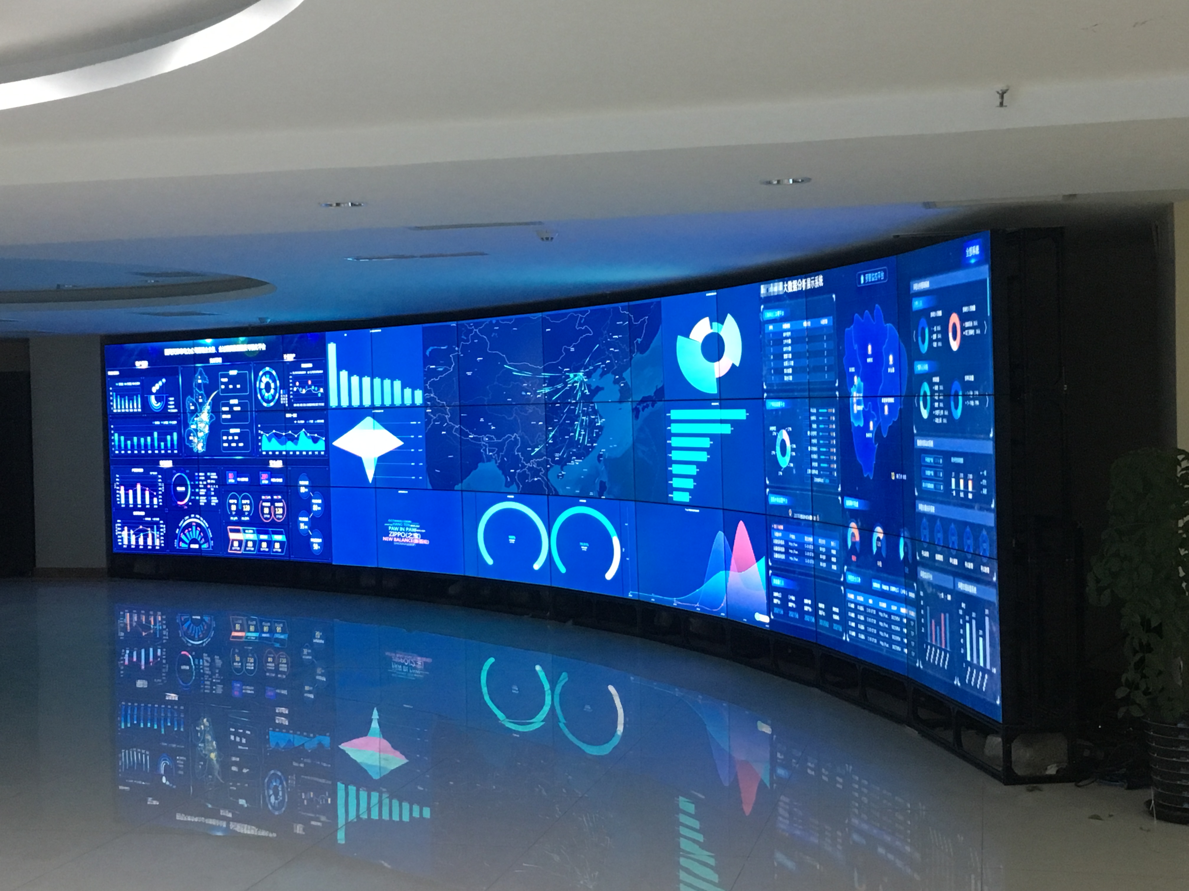 江苏生命科技园室内P2.5高清LED显示屏 - 南京沃彩电子科技有限公司